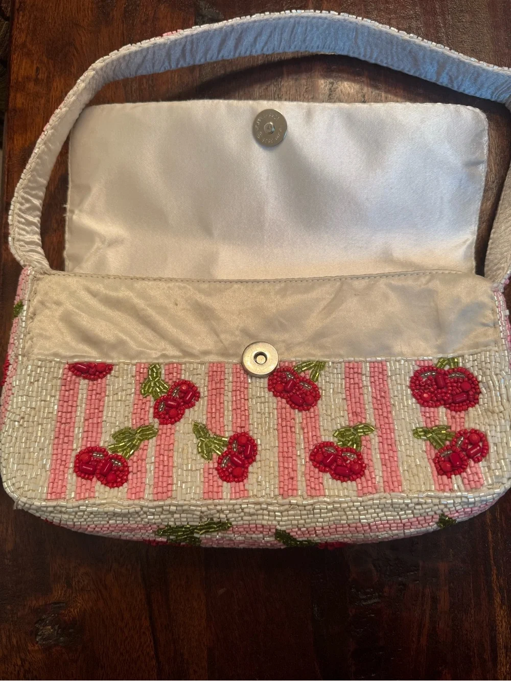Viral Beaded Cherry Stripe Shoulder Bag in Pink and White - Picture 3 of 7